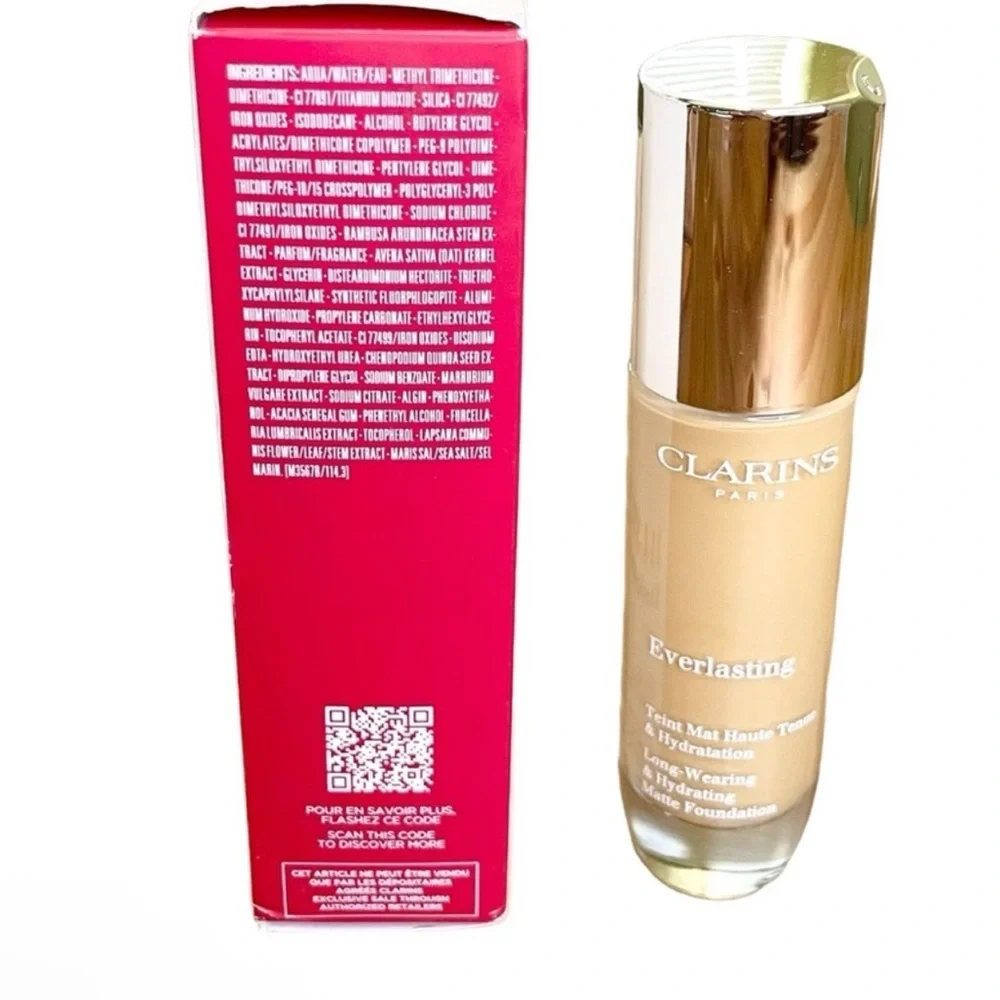 Full Size Clarins Everlasting Foundation 114.3W Brand New in Box $48 Retail